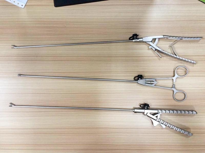 needle holder (2).jpg